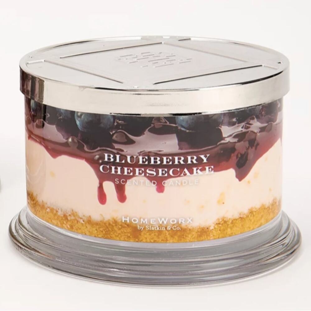 π HomeWorx Blueberry Cheesecake 4 wick candle blogger fan favorite 18 oz - Picture 1 of 12